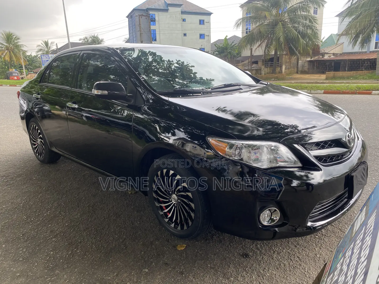 Toyota Corolla 2012 Black