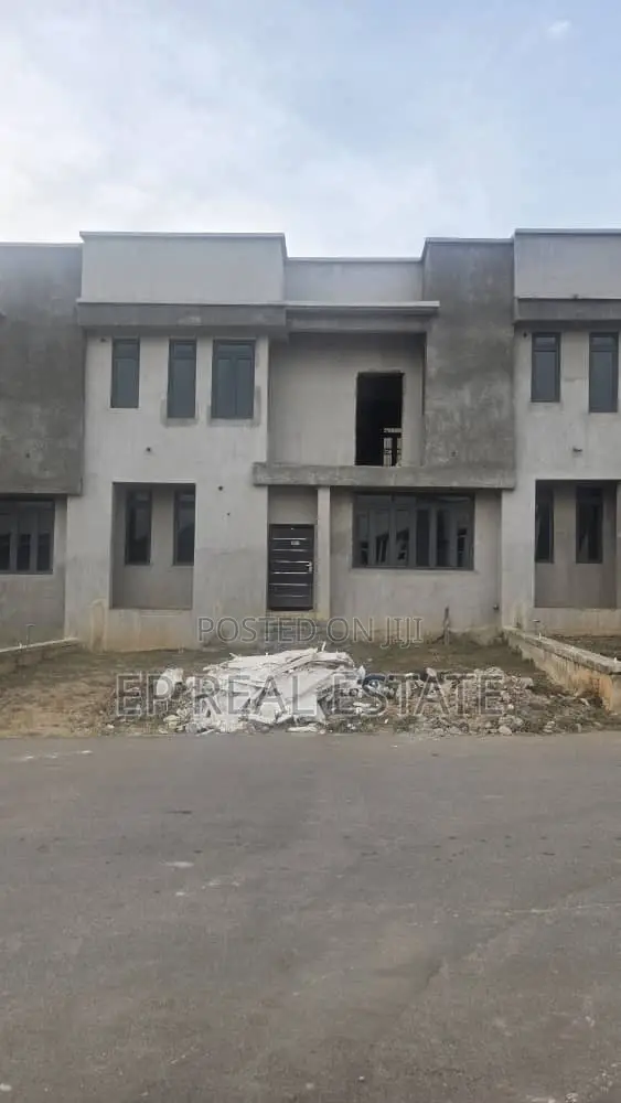 4bdrm House in Gwarinpa for sale