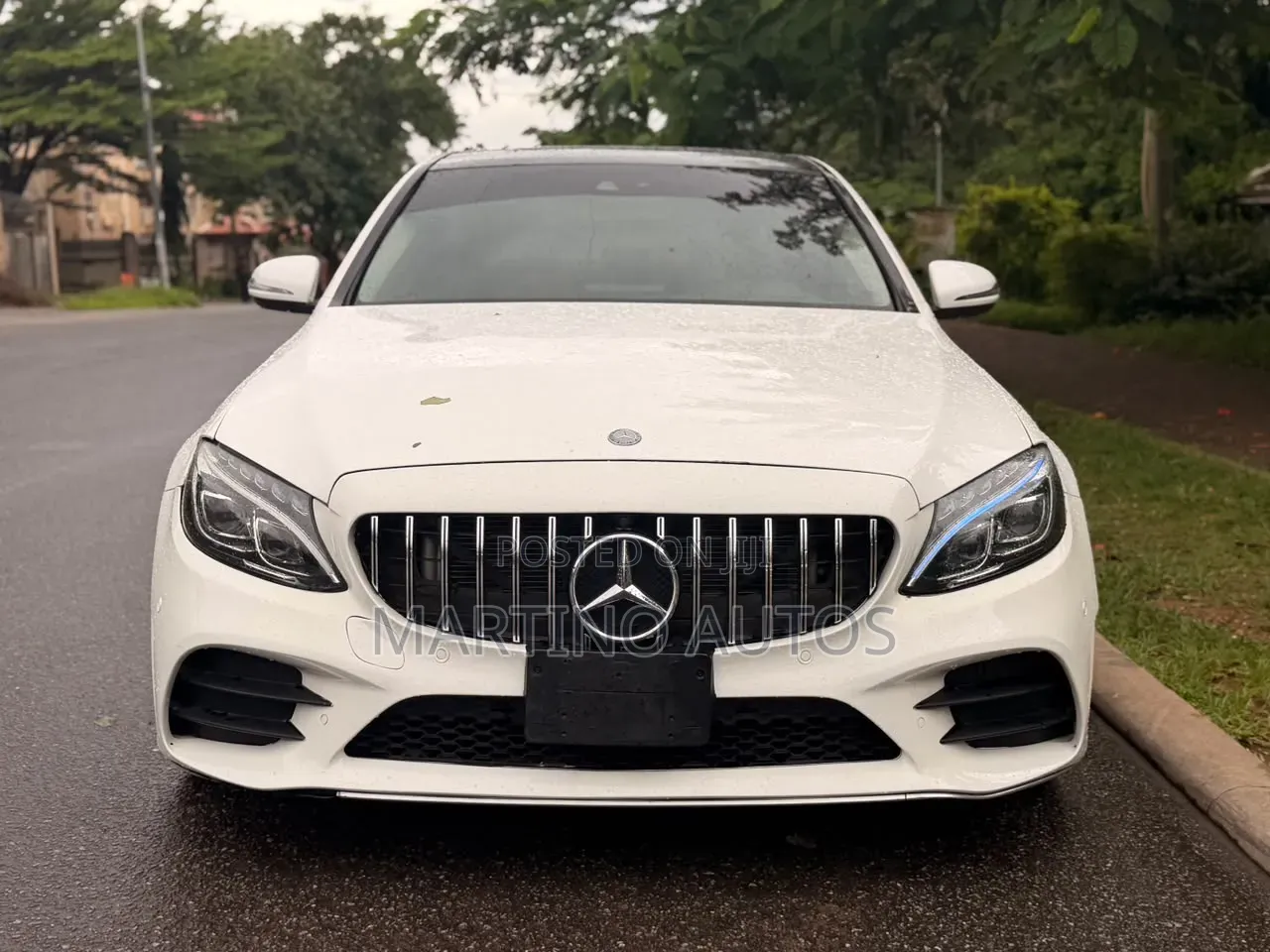 Mercedes-Benz C300 2016 White