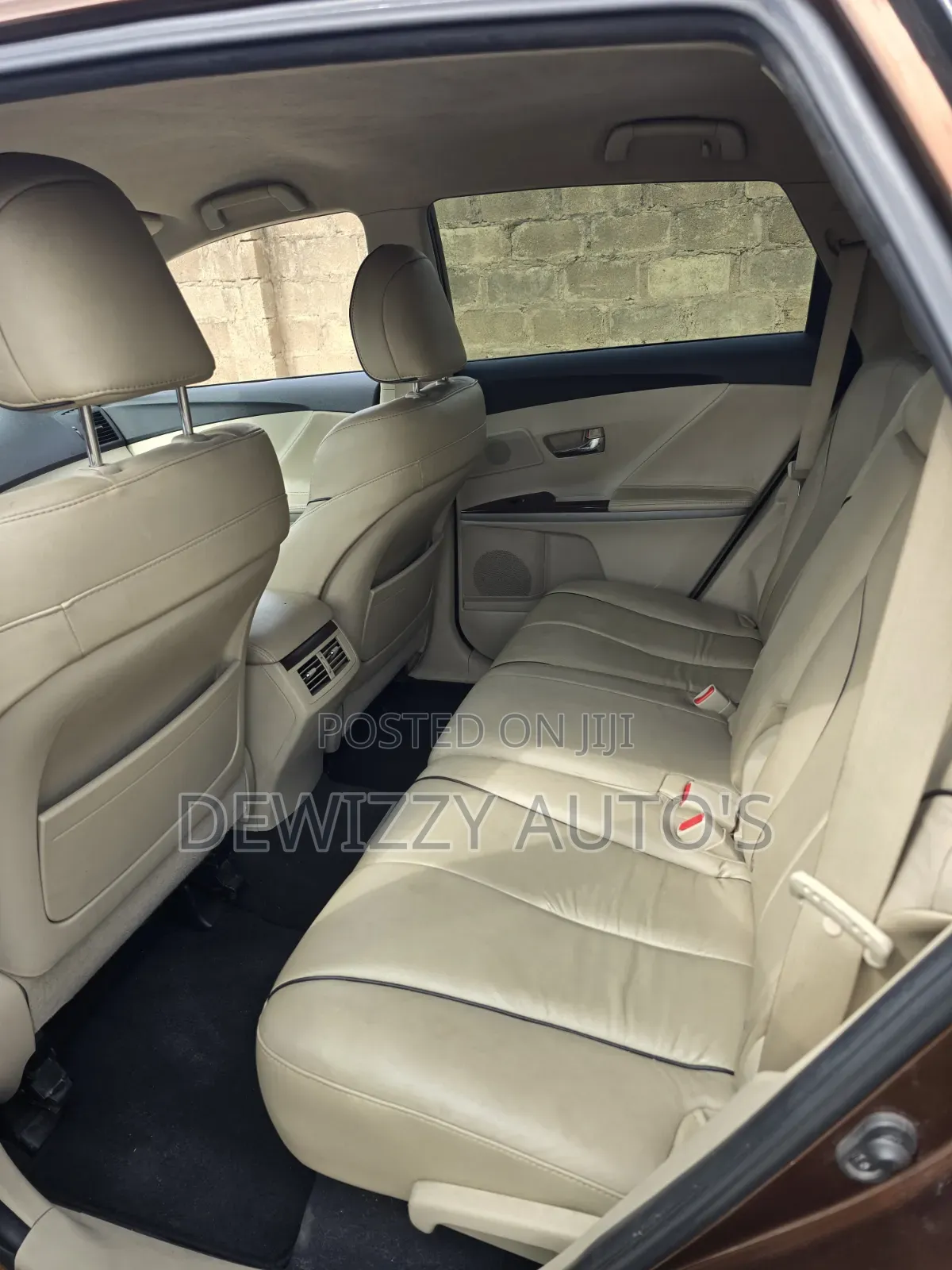 Toyota Venza V6 AWD 2010 Brown