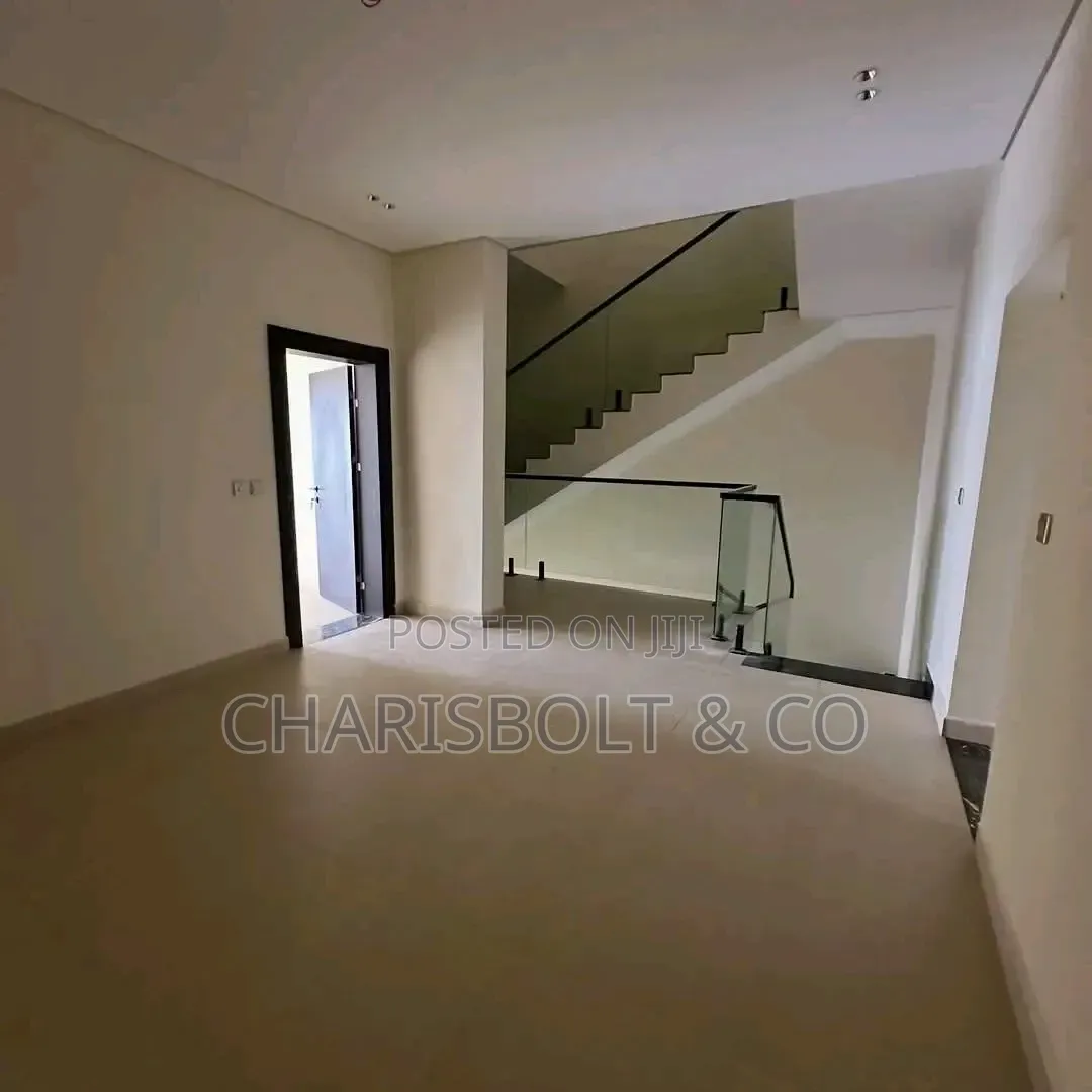 Furnished 5bdrm Duplex in Katampe Extension for sale