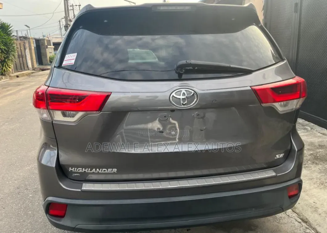 Toyota Highlander 2018 Gray