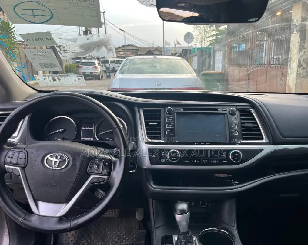 Toyota Highlander 2018 Gray