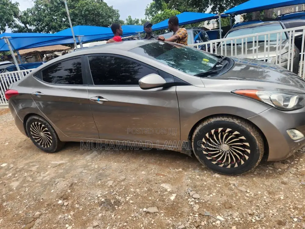 Hyundai Elantra 2013 Gray