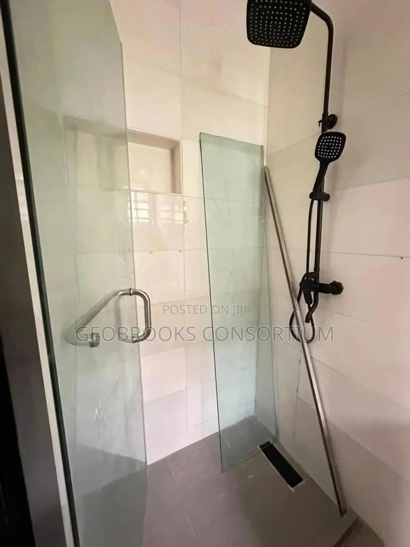4bdrm Duplex in New Bodija Gra for sale