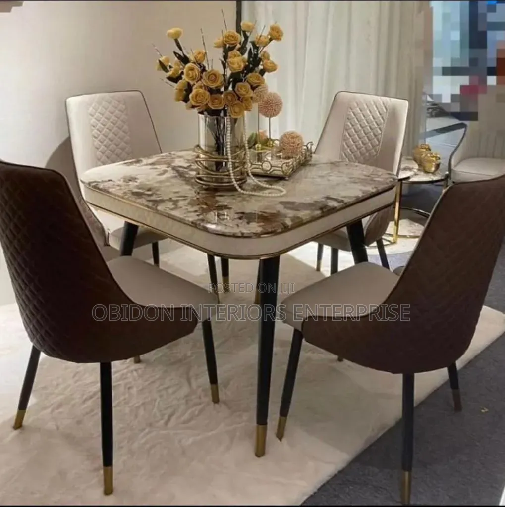 Newly Imported High Quality and Durable Dinning Set