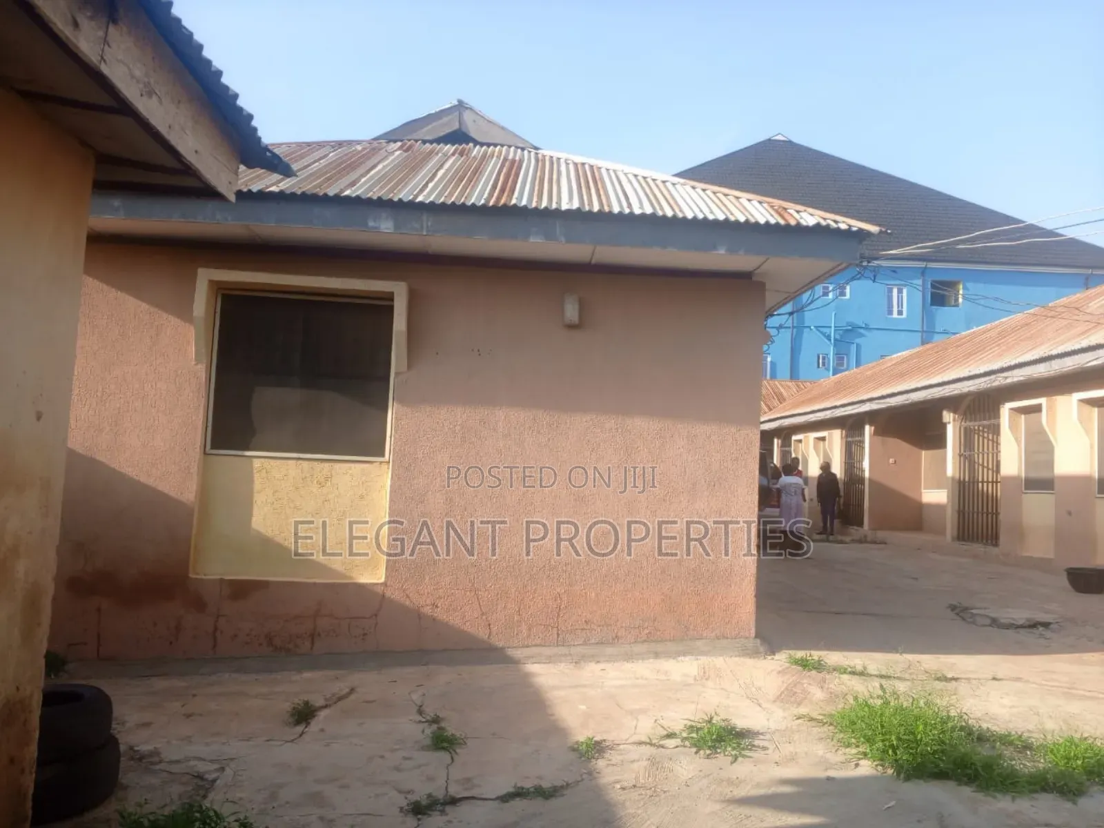 Mini Flat in Reality Church for sale
