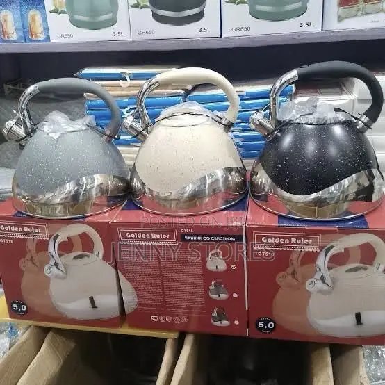 Golden Ruler Whistling Kettle