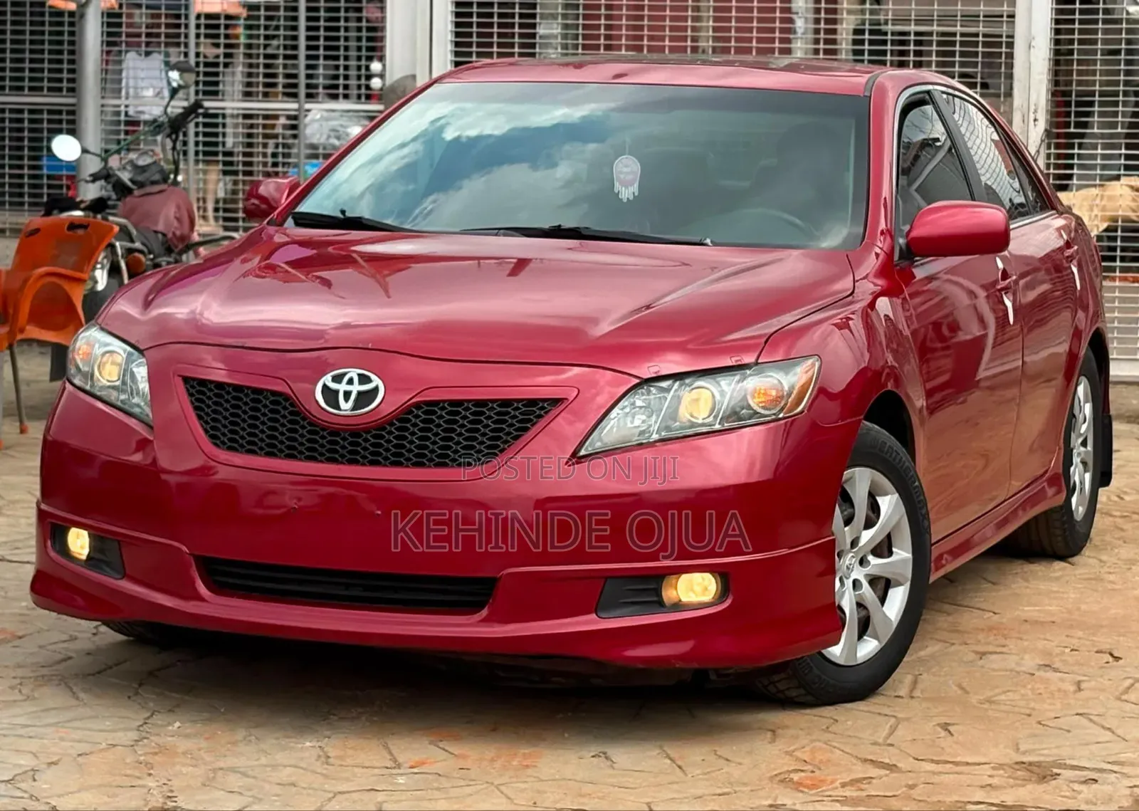 Toyota Camry XLE 4dr Sedan (2.5L 4cyl 6AM) 2010 Red