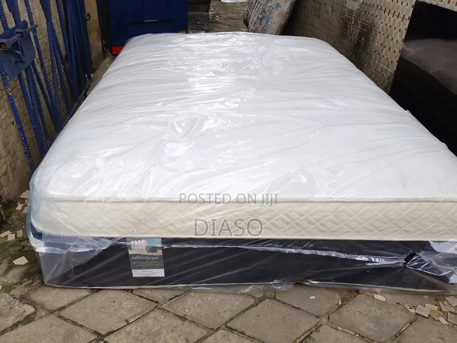 Order 4 Ur Affordable 5x6 16inches Usa Neatly Used Mattress Pilow