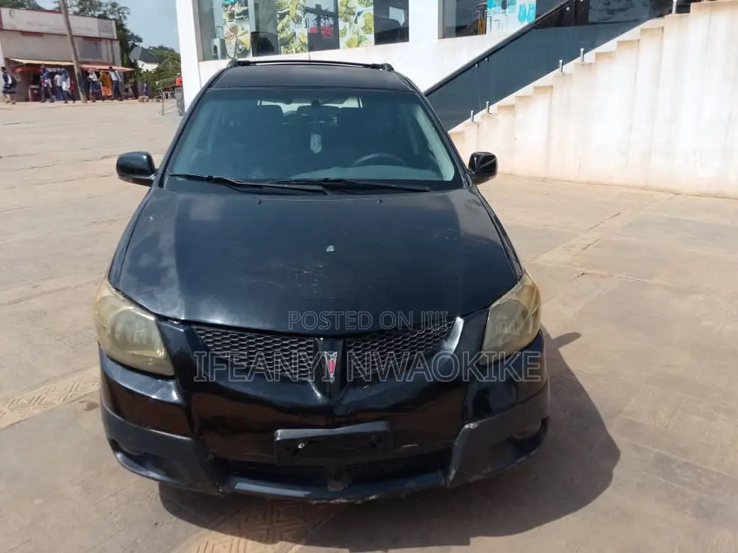Pontiac Vibe Automatic 2004 Black