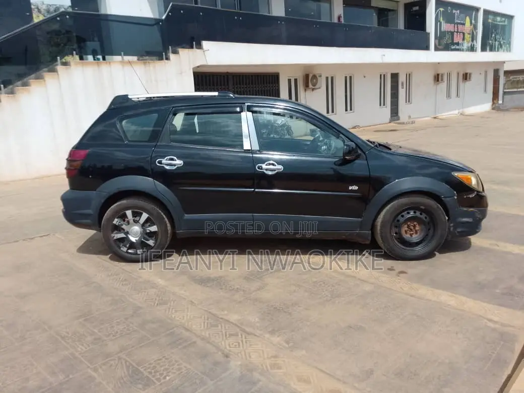Pontiac Vibe Automatic 2004 Black