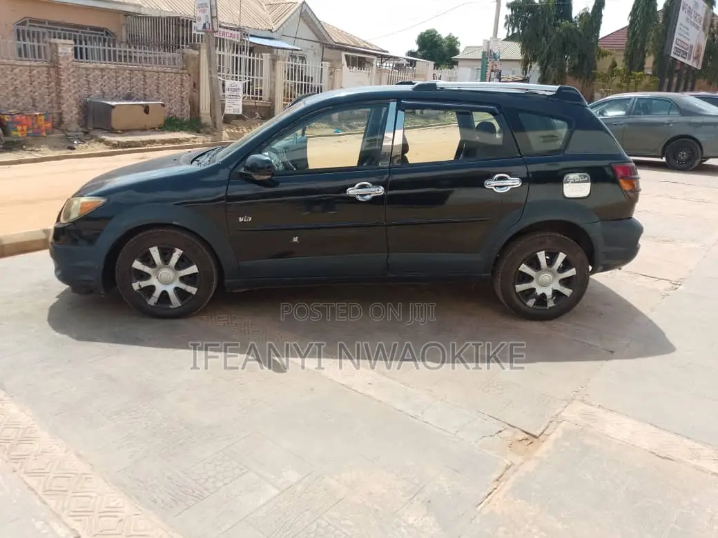 Pontiac Vibe Automatic 2004 Black
