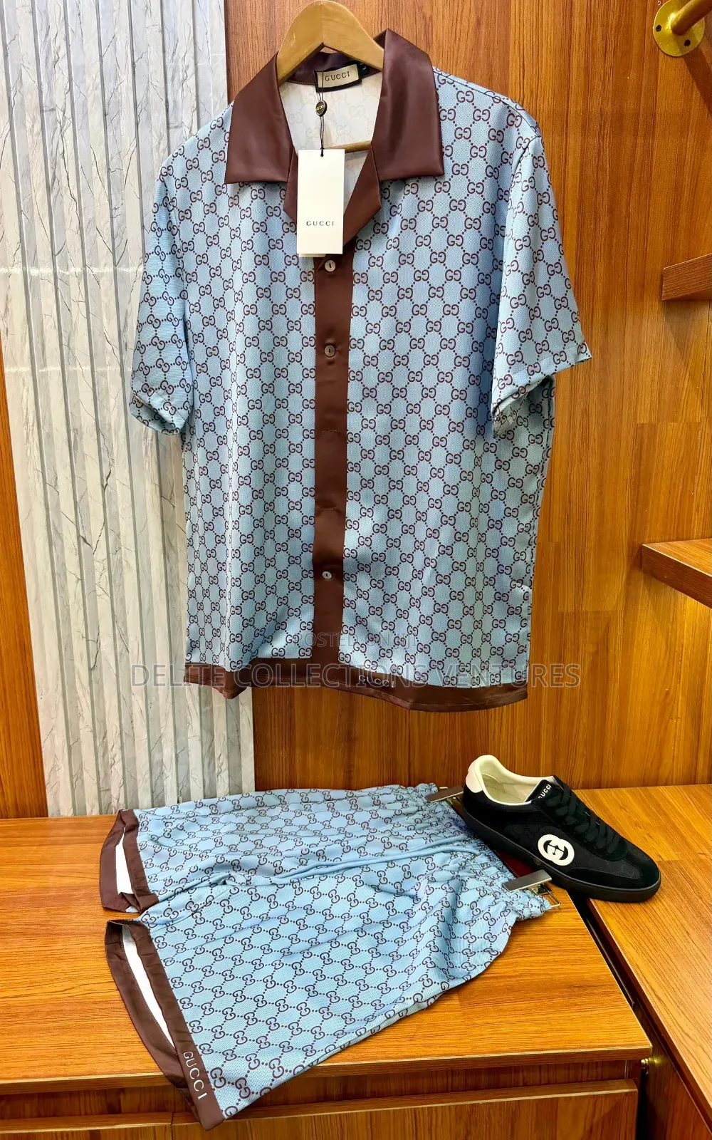 Luxury Update  
Gucci Printed Silk Twill Shirt Short.