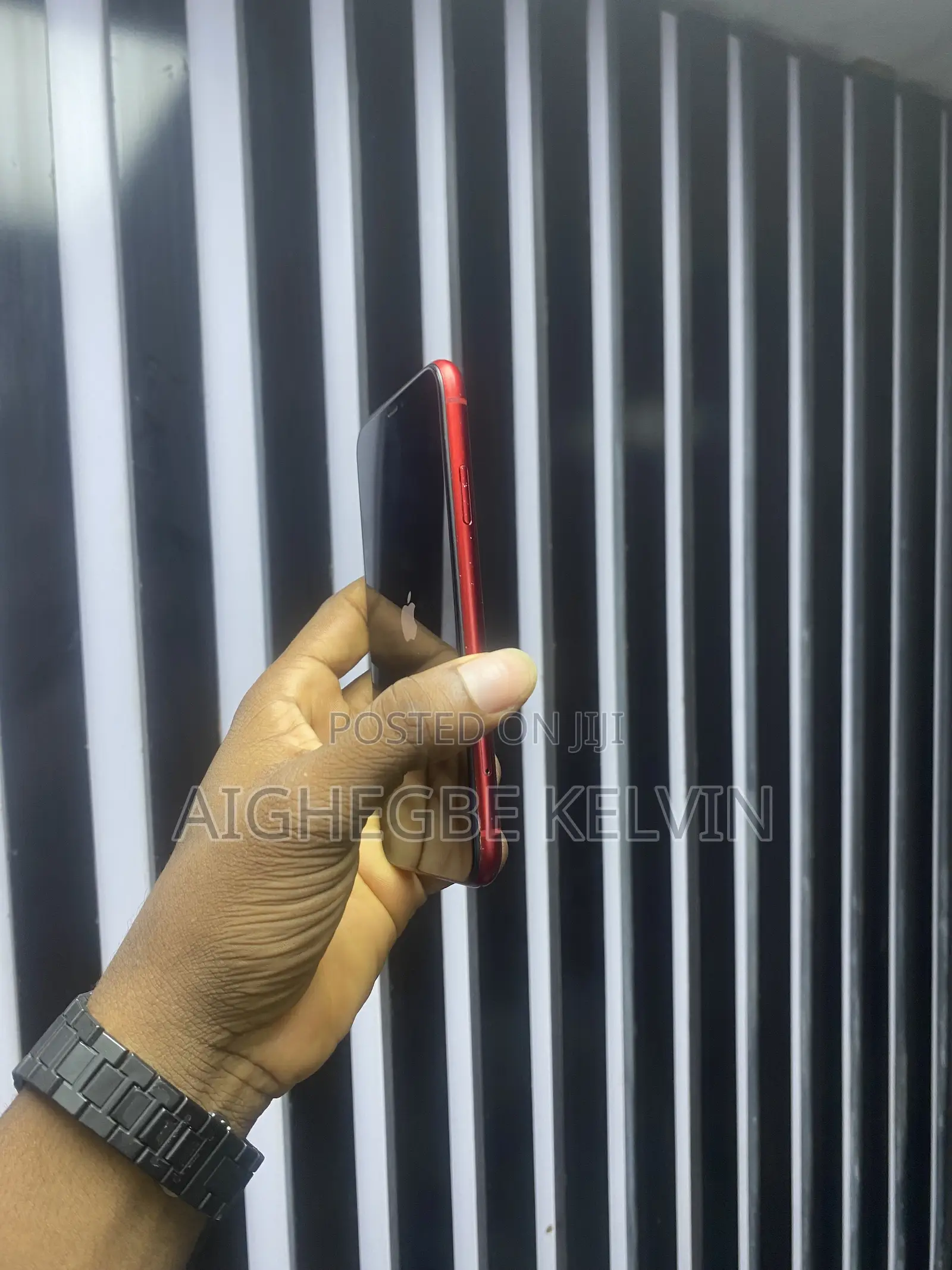 Apple iPhone 11 64 GB Red