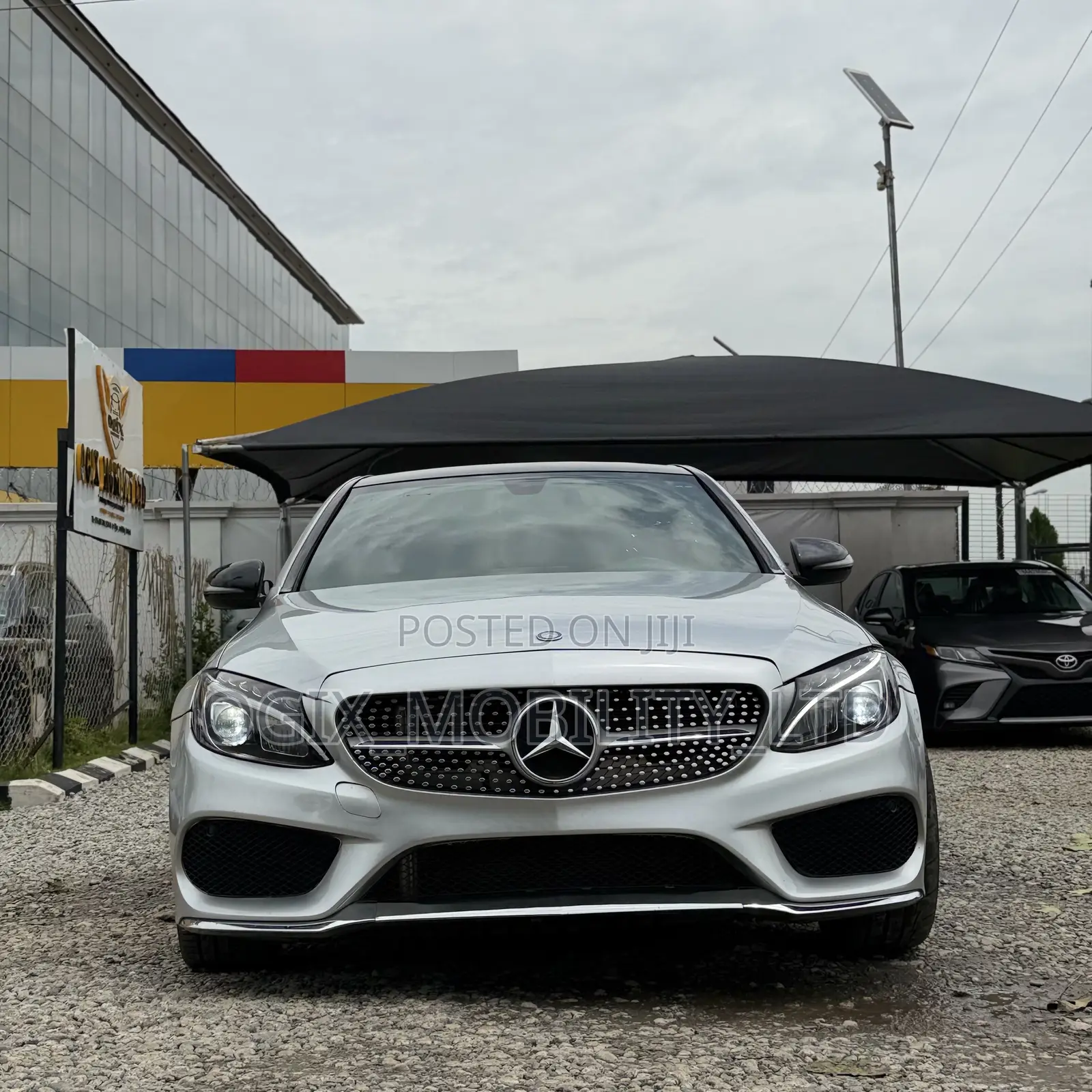 Mercedes-Benz C300 2016 Silver