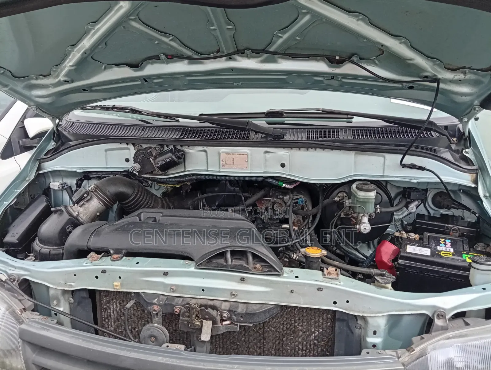 Toyota HiAce 2005 Green