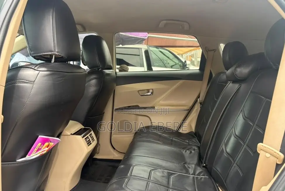 Toyota Venza 2010 Blue