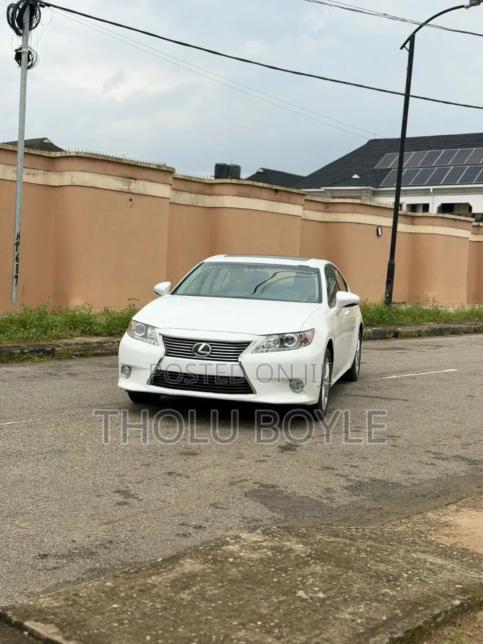 Lexus ES 350 FWD 2015 White