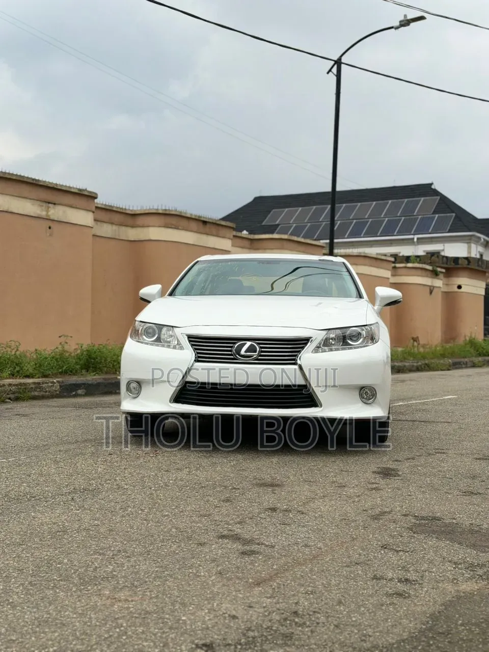 Lexus ES 350 FWD 2015 White