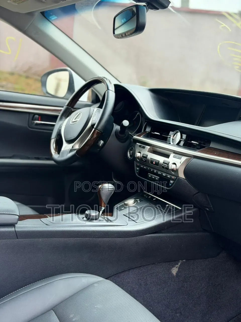 Lexus ES 350 FWD 2015 White
