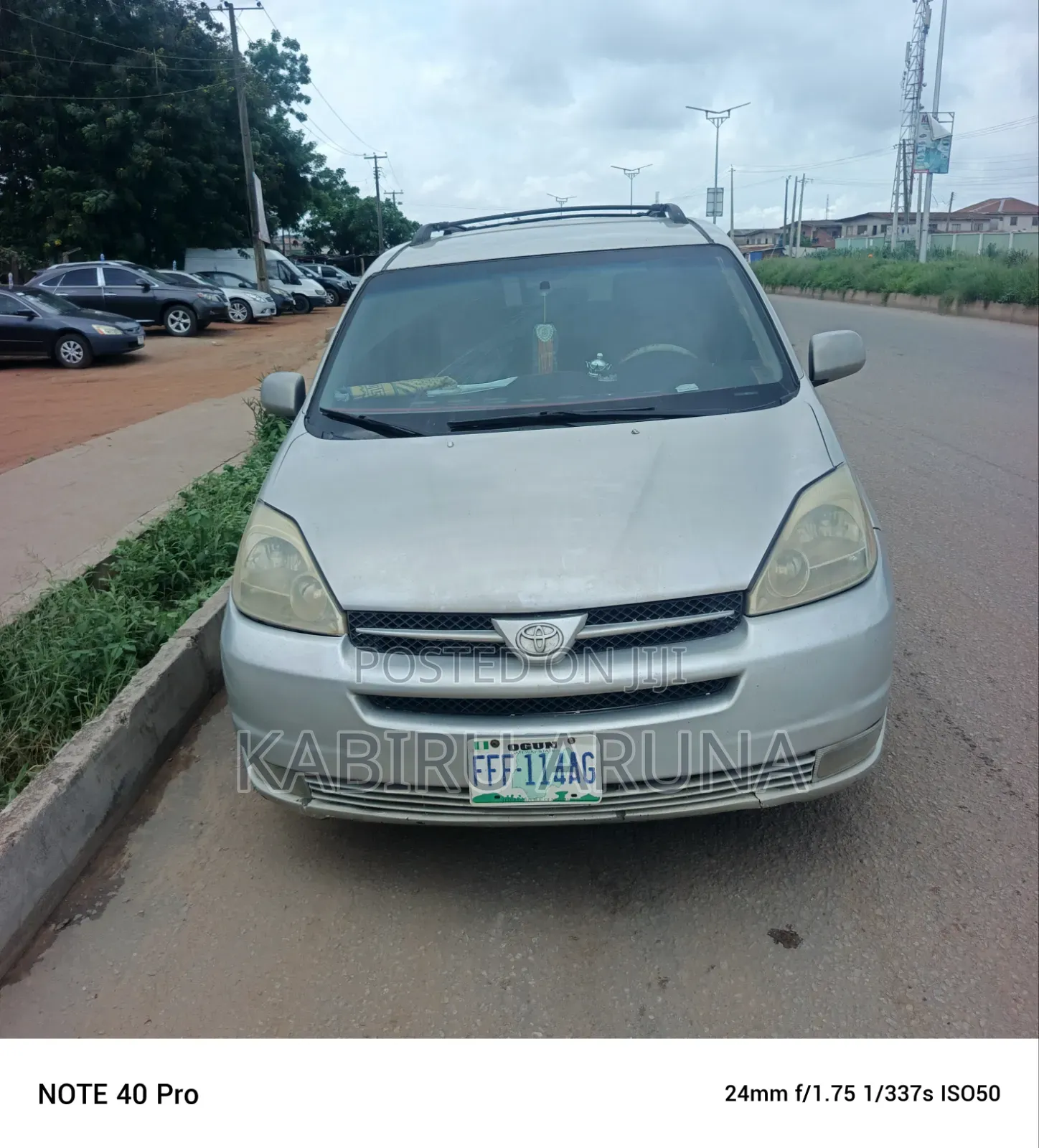 Toyota Sienna 2005 Silver