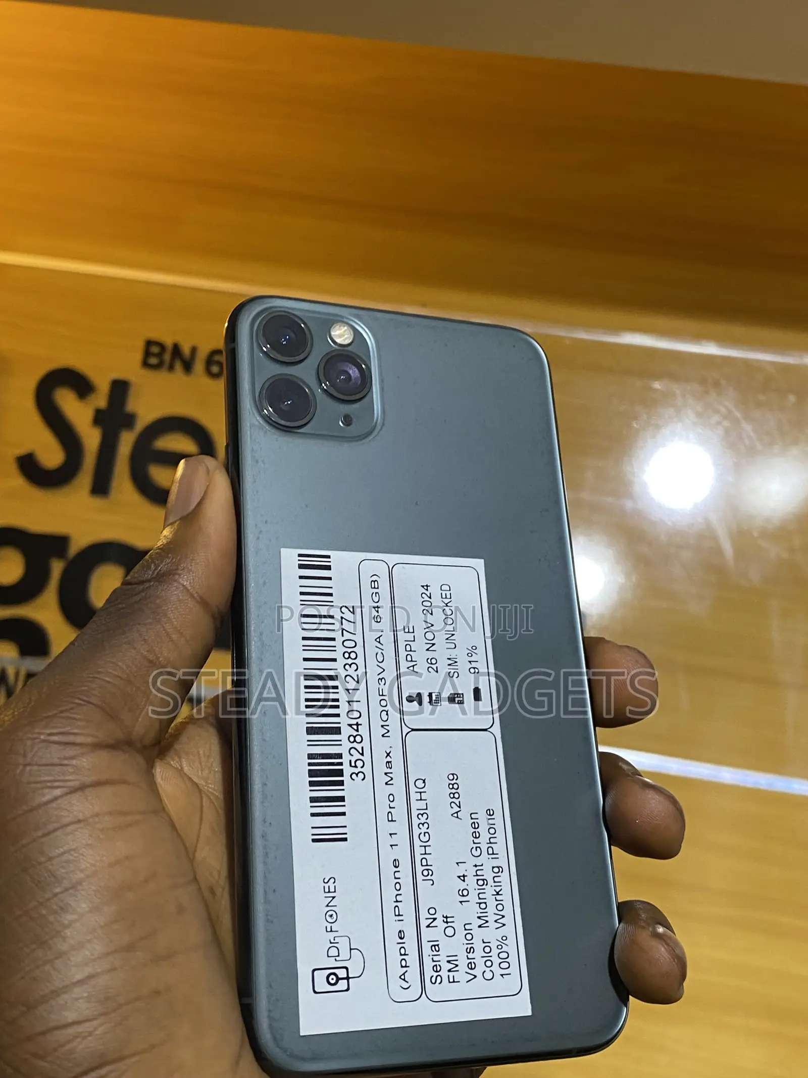 Apple iPhone 11 Pro Max 64 GB Green