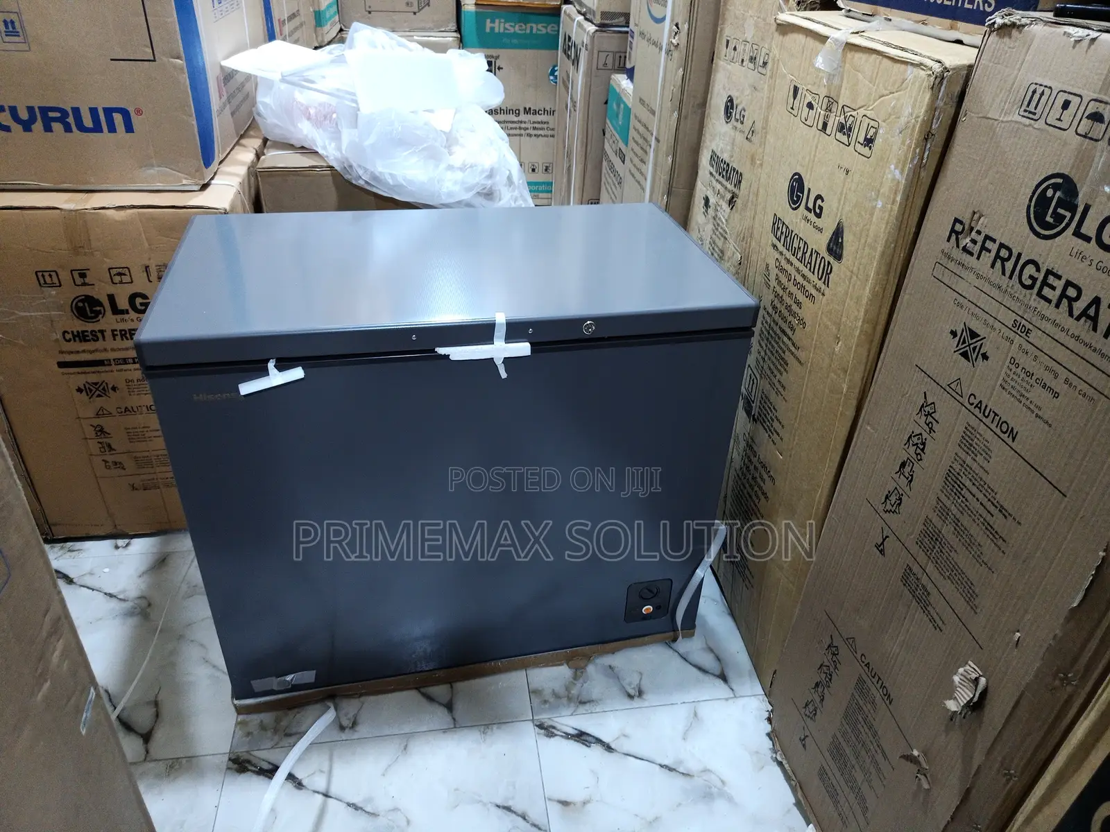 Family-Sized Freshness Guardian: Hisense Fc340sh