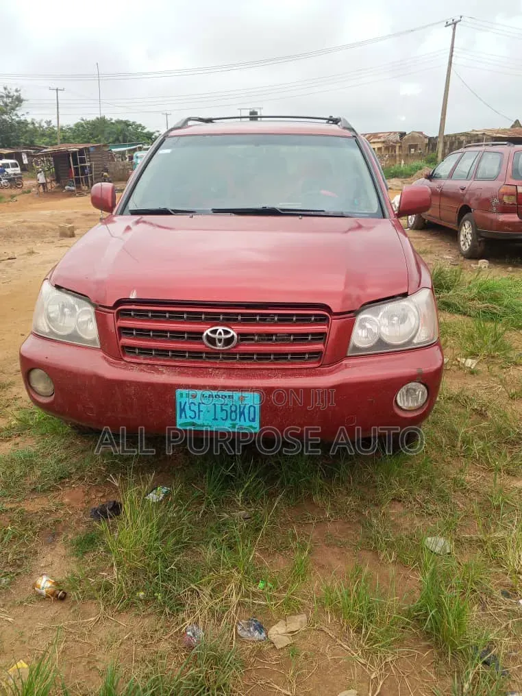 Toyota Highlander 2004 Red