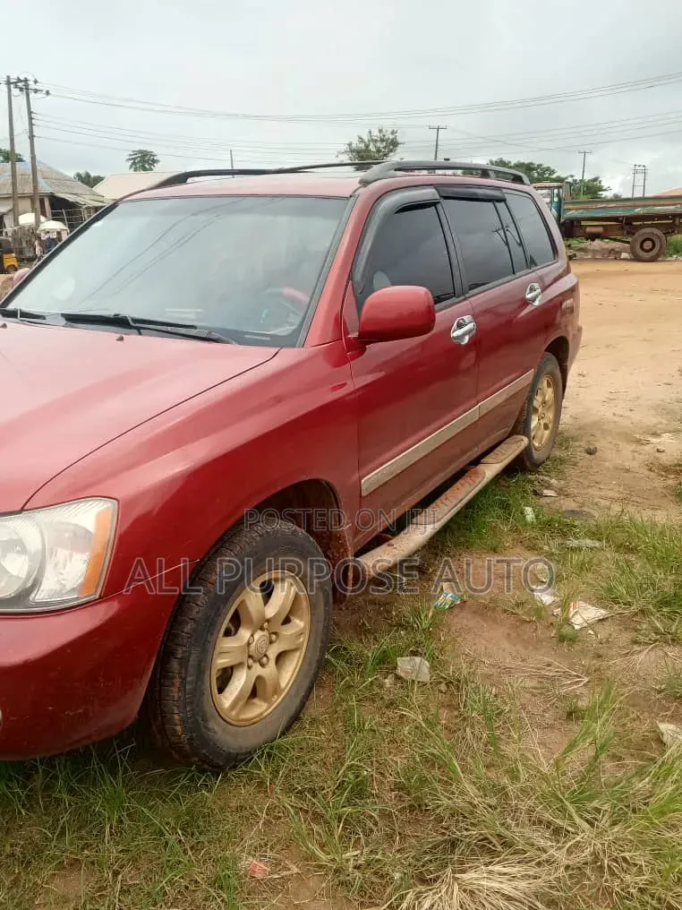 Toyota Highlander 2004 Red