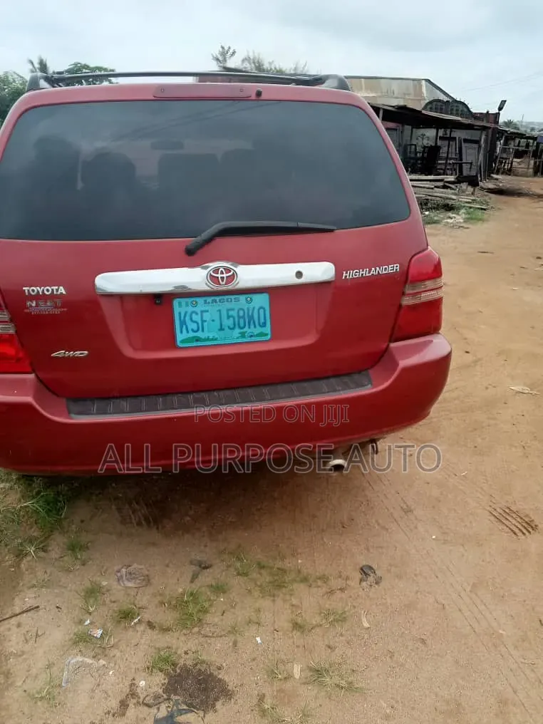 Toyota Highlander 2004 Red