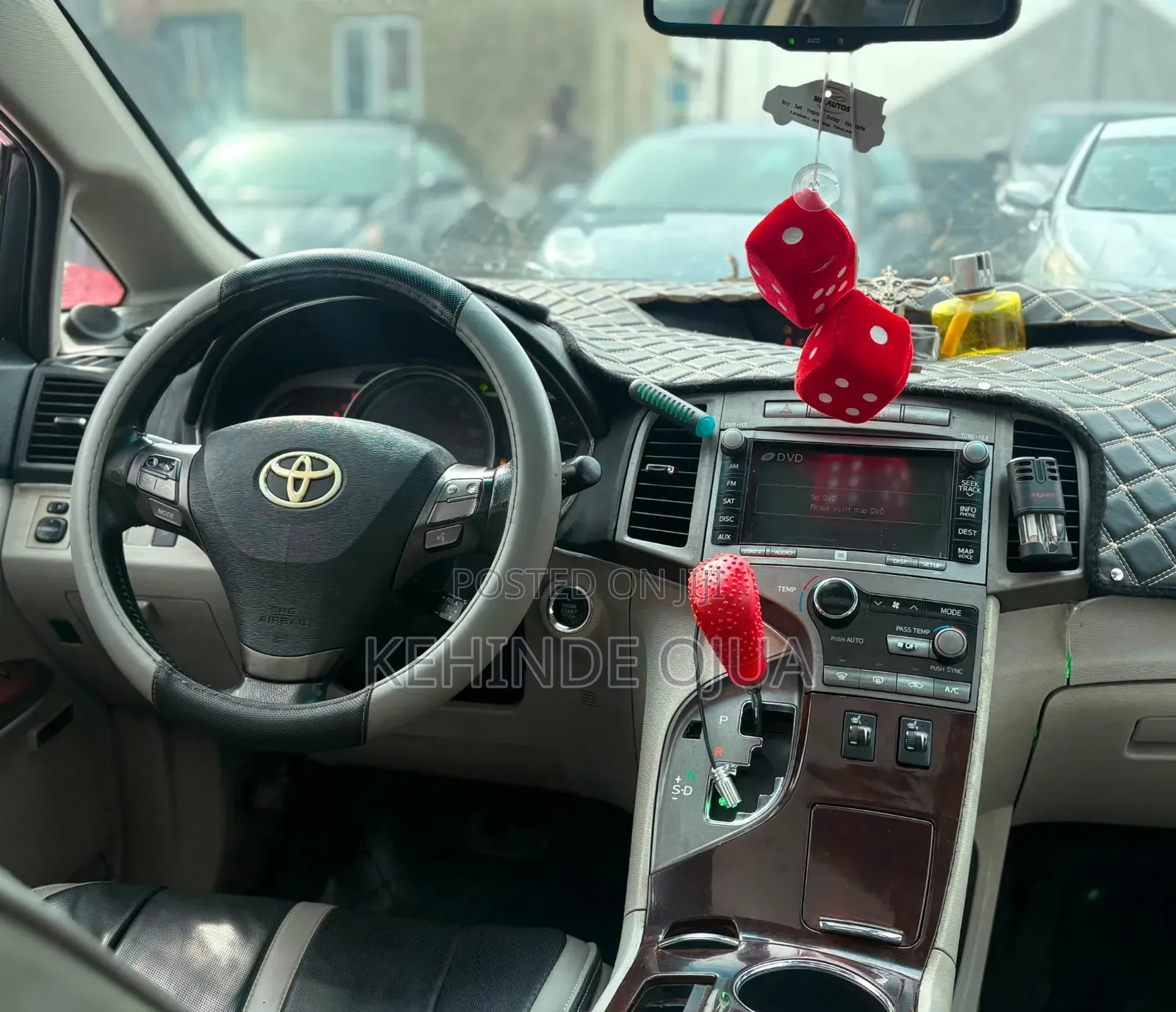 Toyota Venza XLE 2010 White