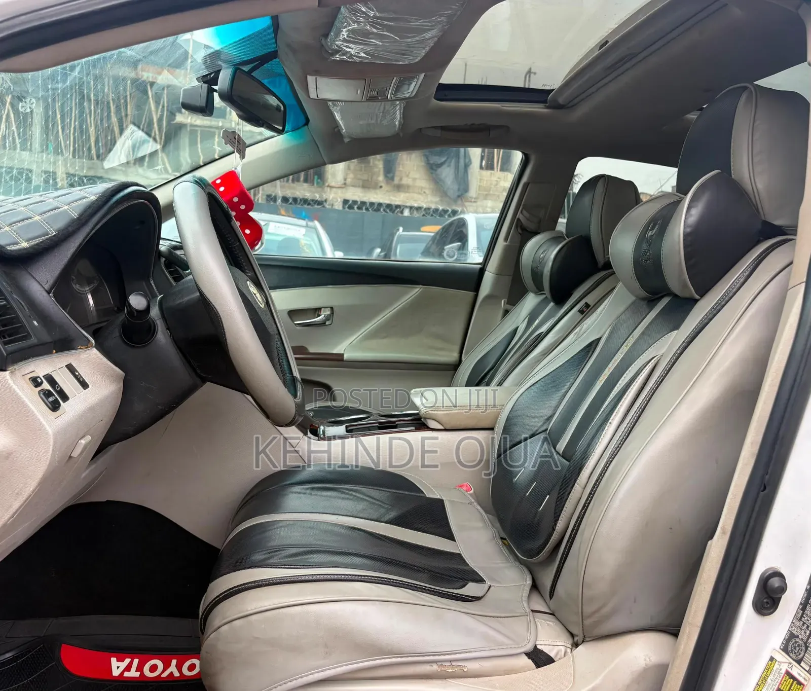 Toyota Venza XLE 2010 White