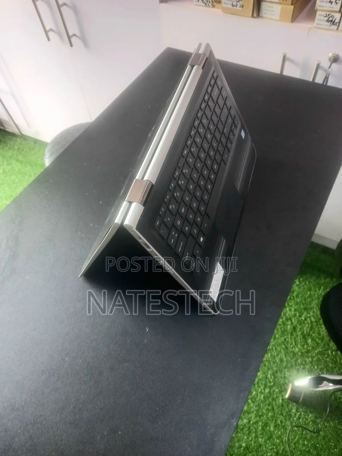 Laptop HP Pavilion X360 8GB Intel Core i3 SSD 256GB