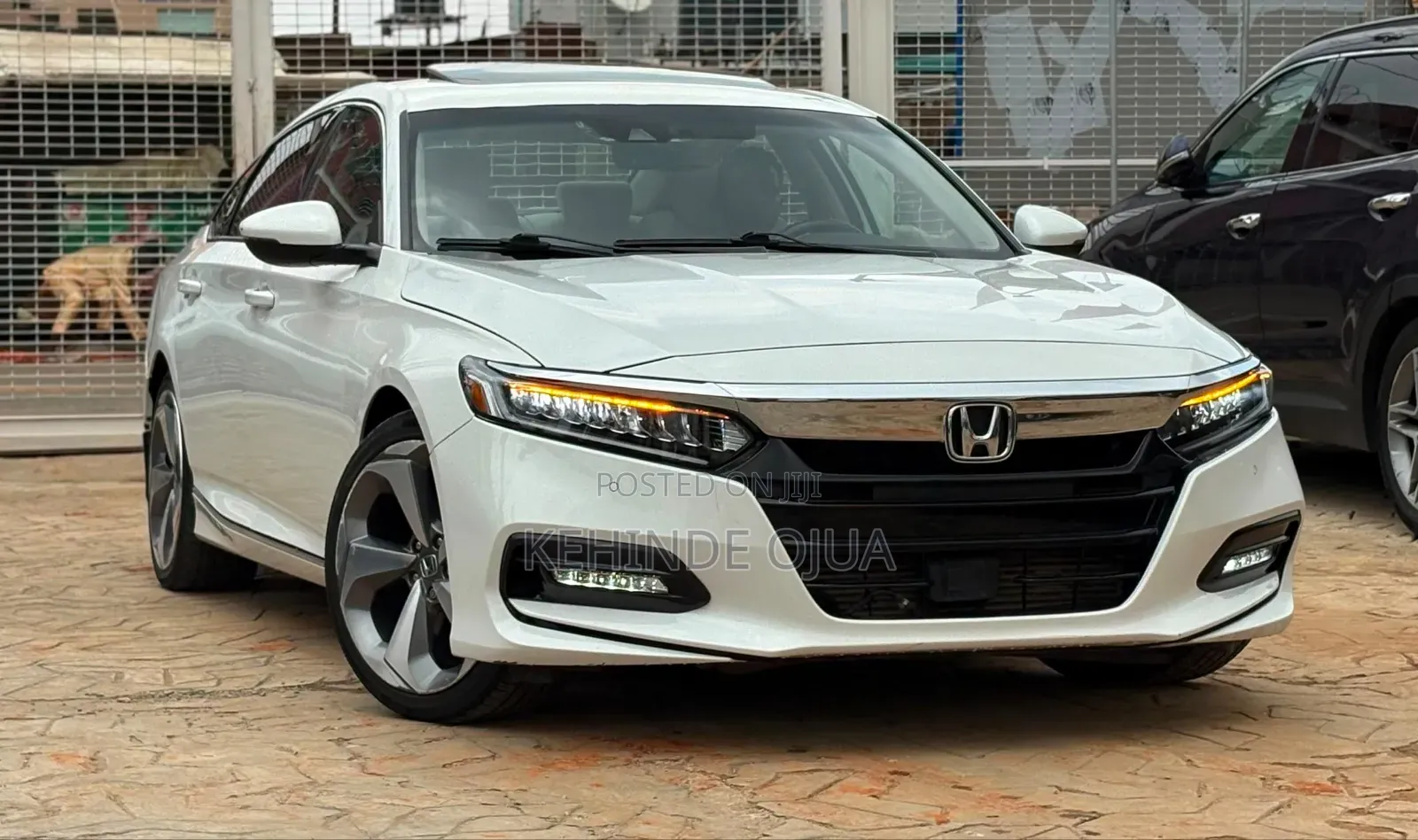 Honda Accord Touring 2.0T 2020 White