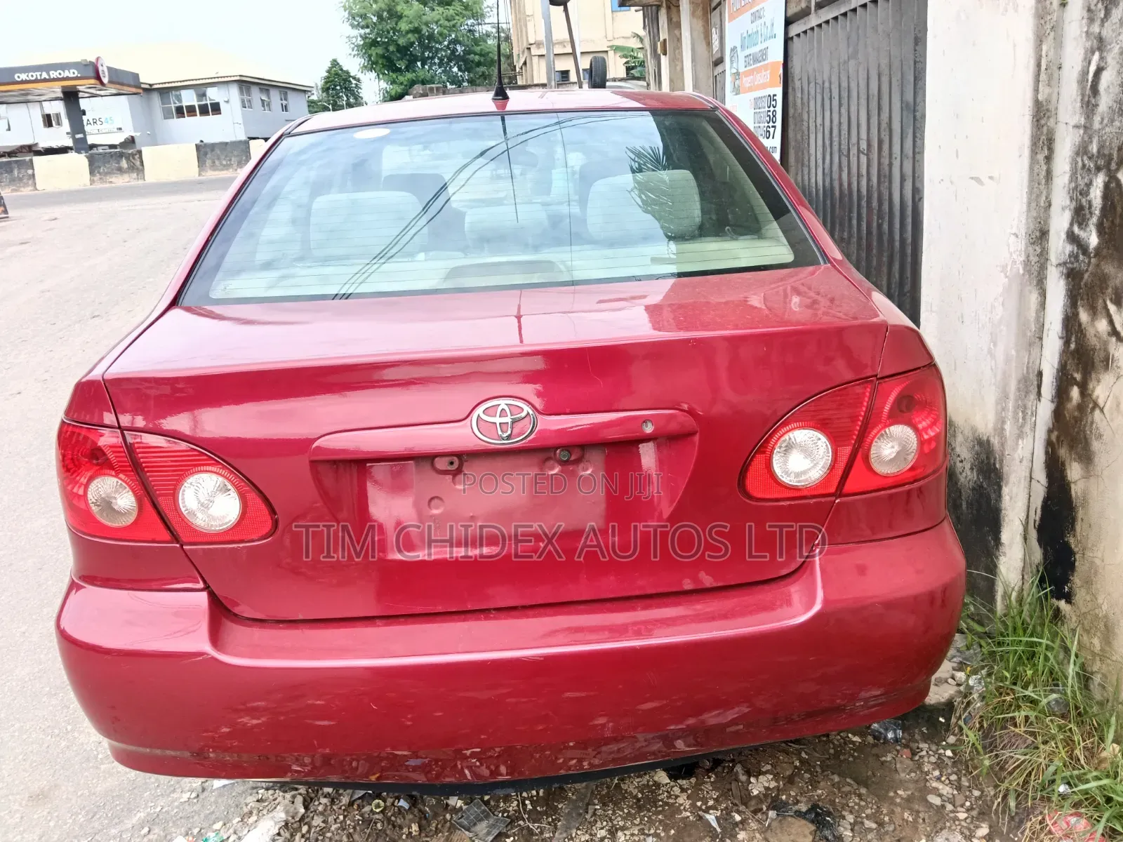 Toyota Corolla LE 2005 Red