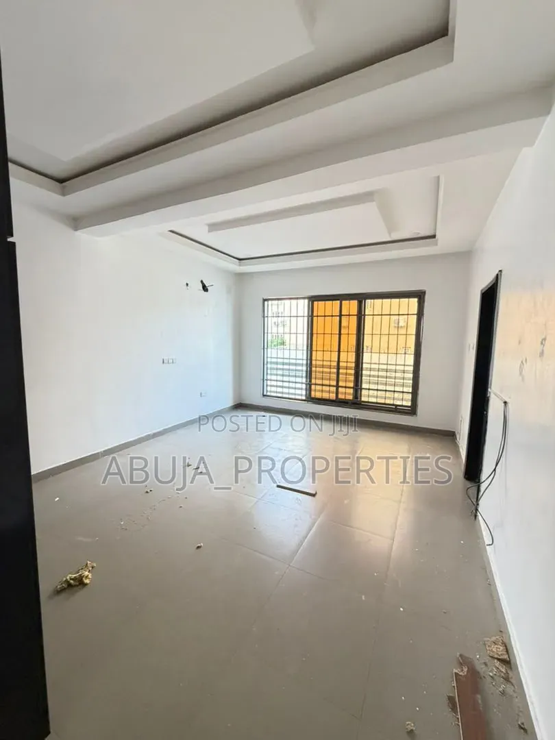 4bdrm Duplex in Guzape District for rent
