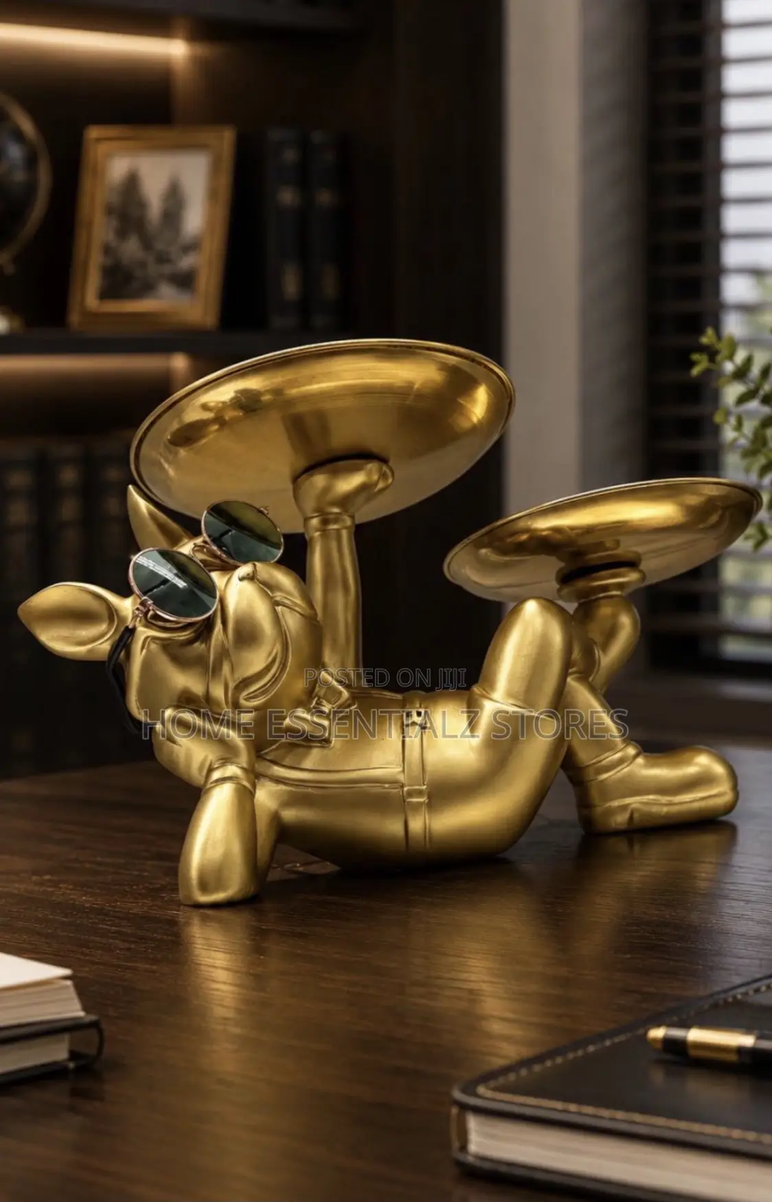 Butler Tray Holder Sculpture - Bulldog Tray Holder