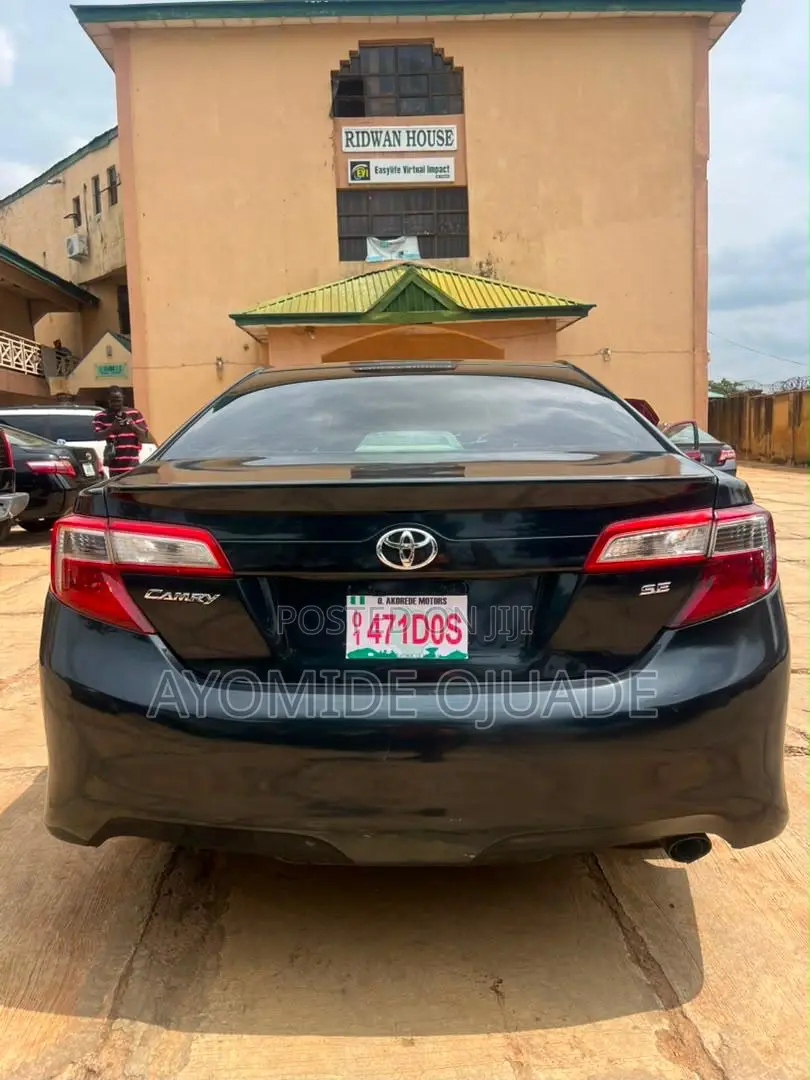 Toyota Camry 2013 Black