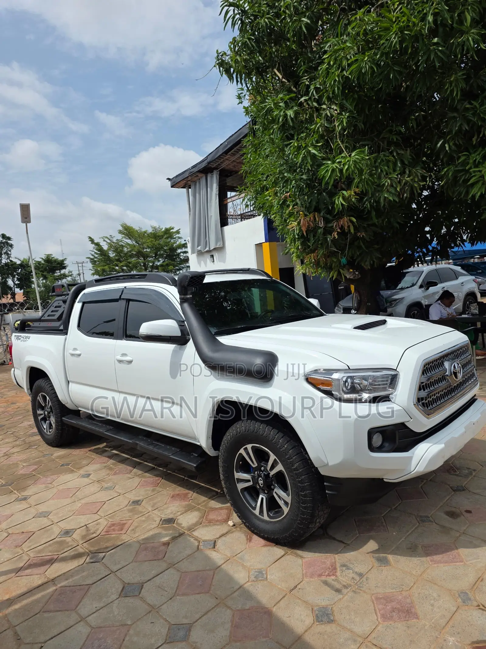 Toyota Tacoma TRD Sport 2017 White
