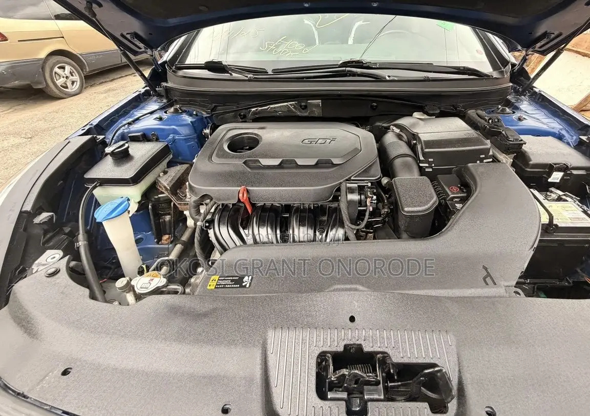 Hyundai Sonata SE 4dr Sedan (2.4L 4cyl 6A) 2015 Blue