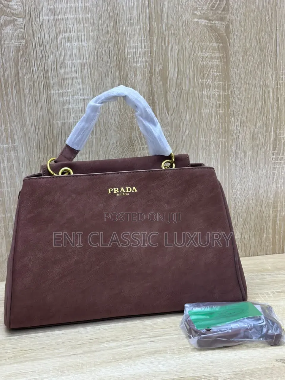 Top Notch Luxury Women's Handbags Prada Well Banded Package