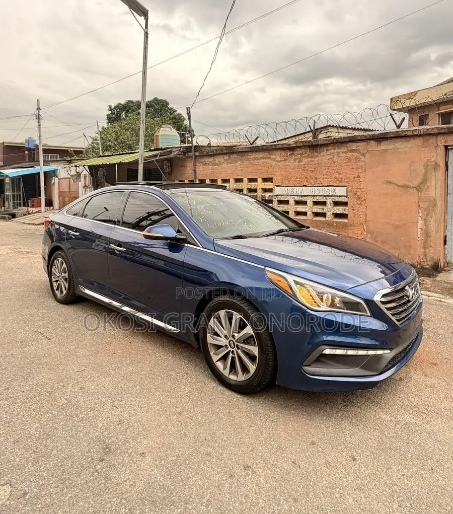 Hyundai Sonata SE 4dr Sedan (2.4L 4cyl 6A) 2015 Blue