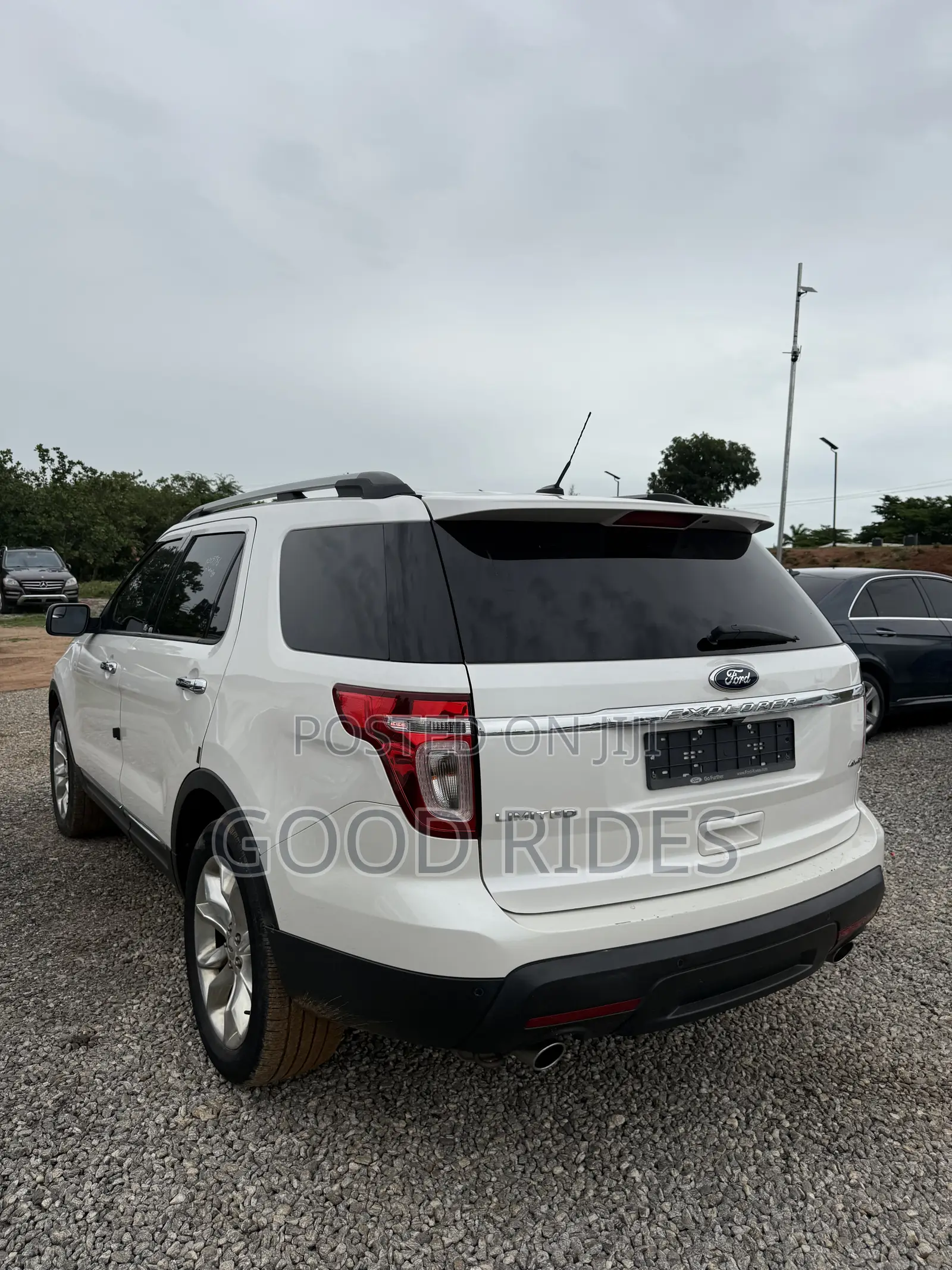Ford Explorer Limited 4dr 4x4 (3.5L 6cyl 6A) 2013 White