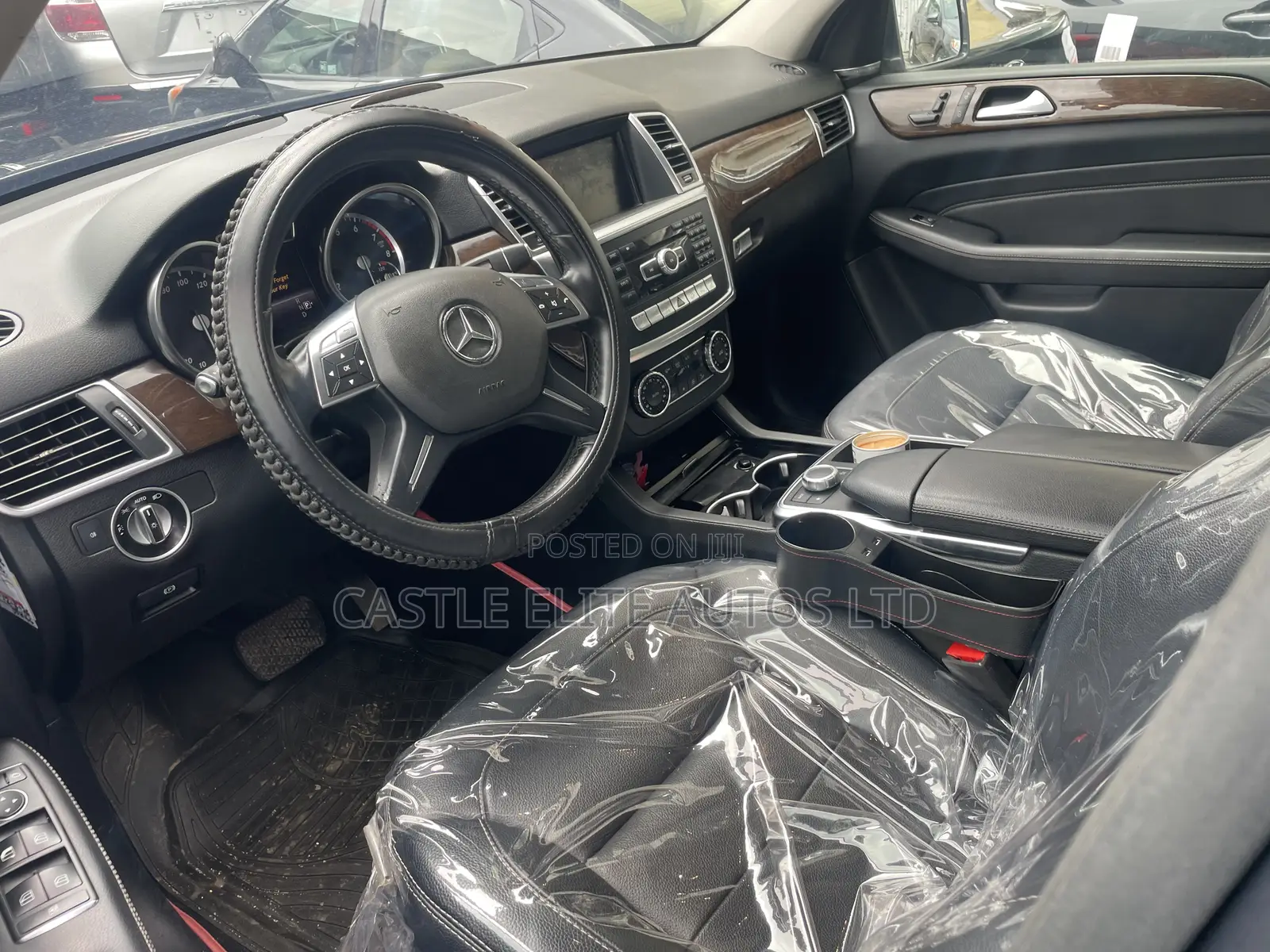 Mercedes-Benz M Class ML350 4MATIC 4dr SUV AWD (3.5L 6cyl 7A) 2014 Gray