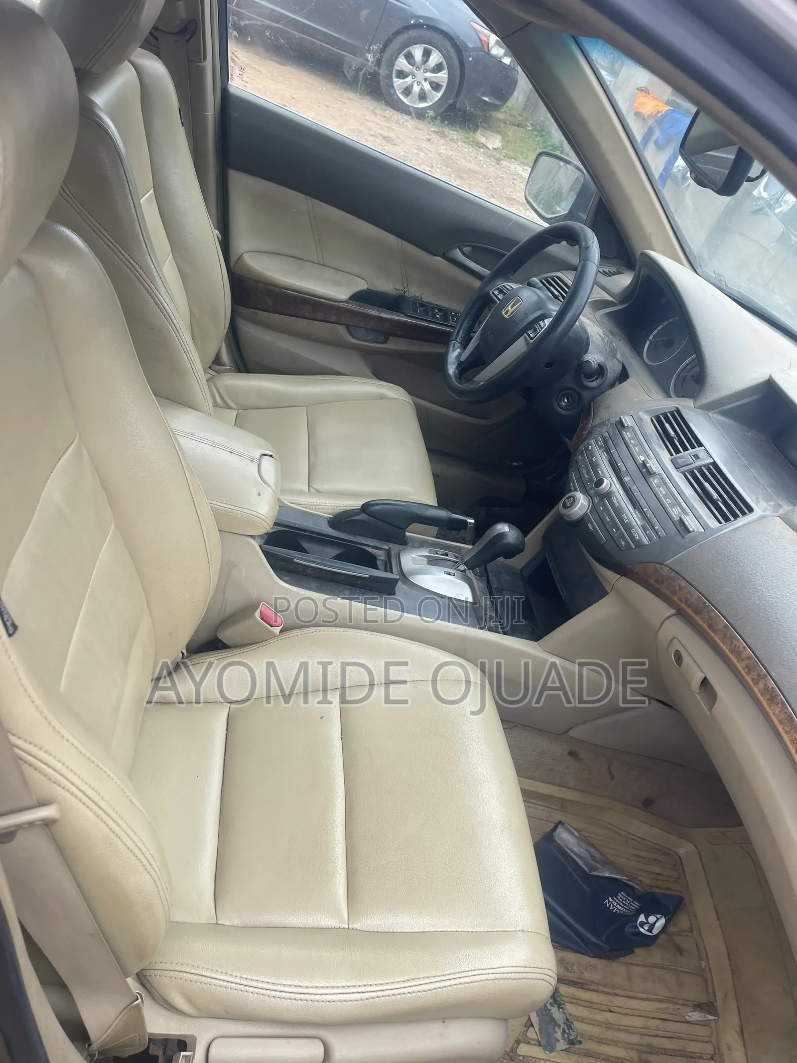 Honda Accord 2010 Gold