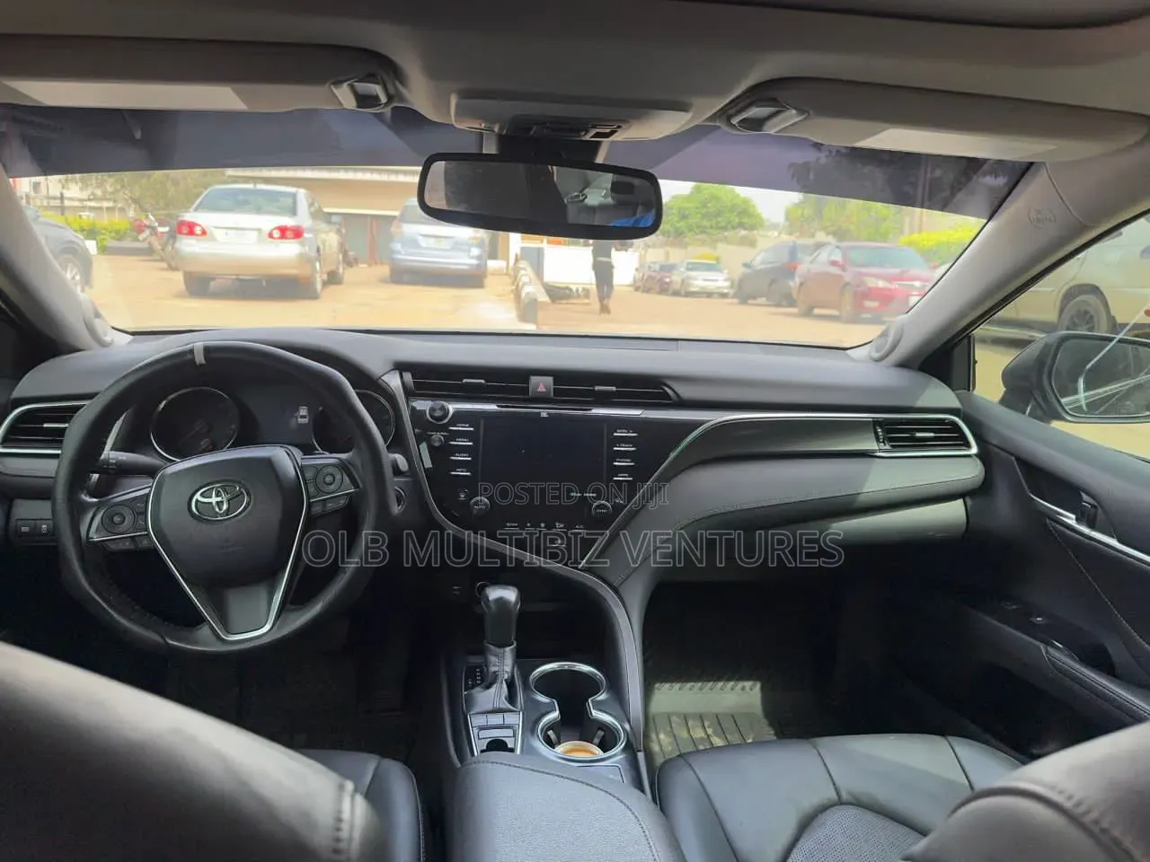 Toyota Camry 2019 Blue