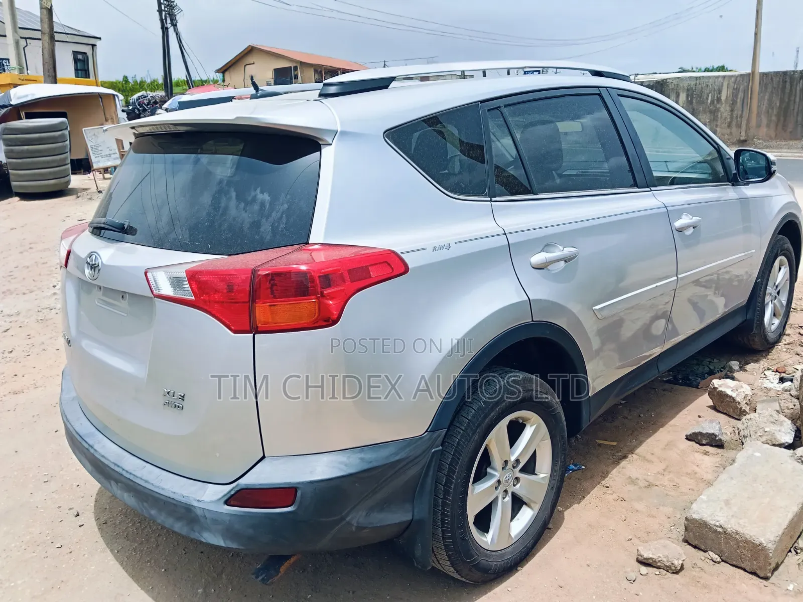 Toyota RAV4 XLE 4dr SUV (2.5L 4cyl 6A) 2014 Silver