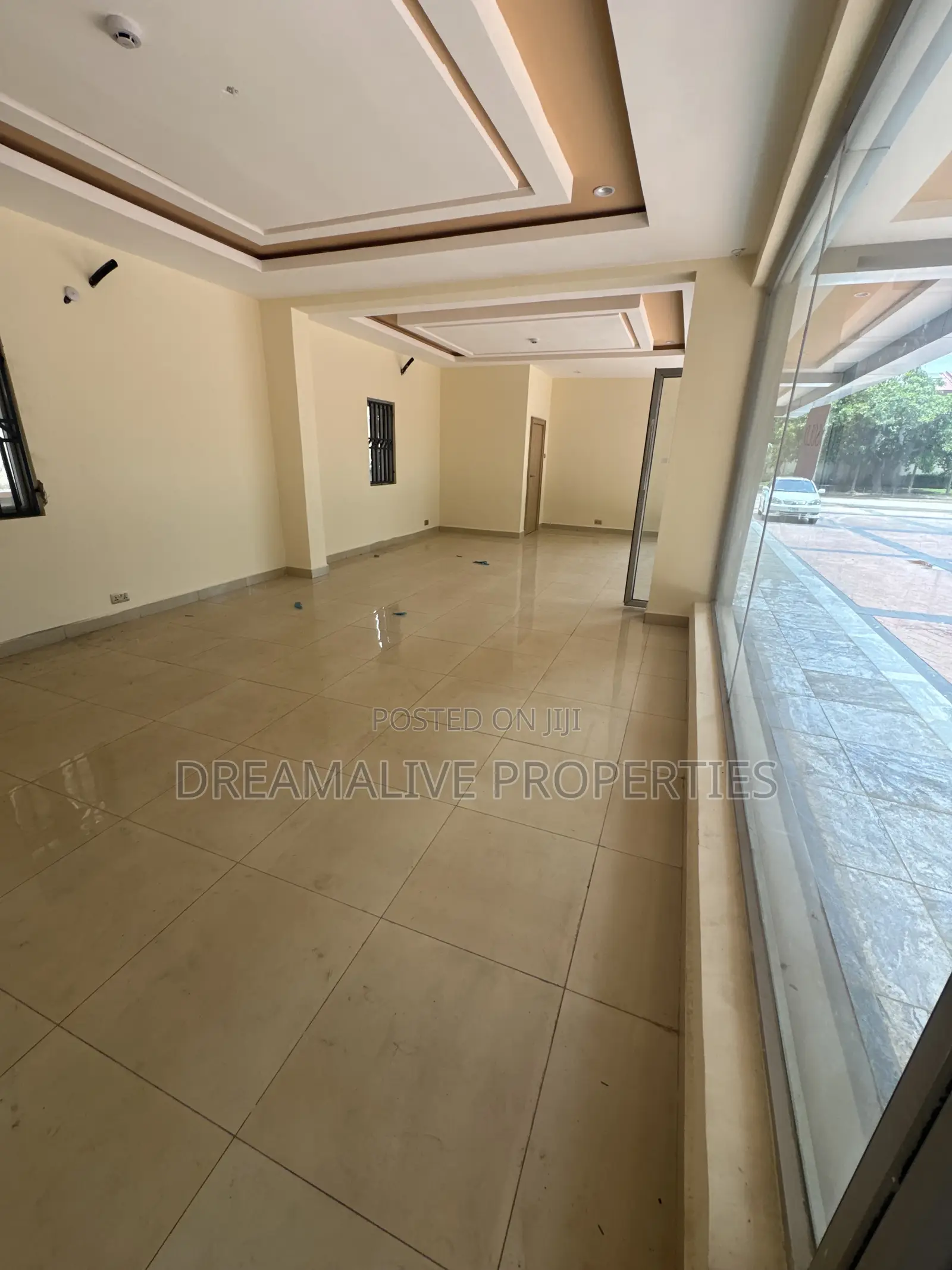 Plaza Space for Rent