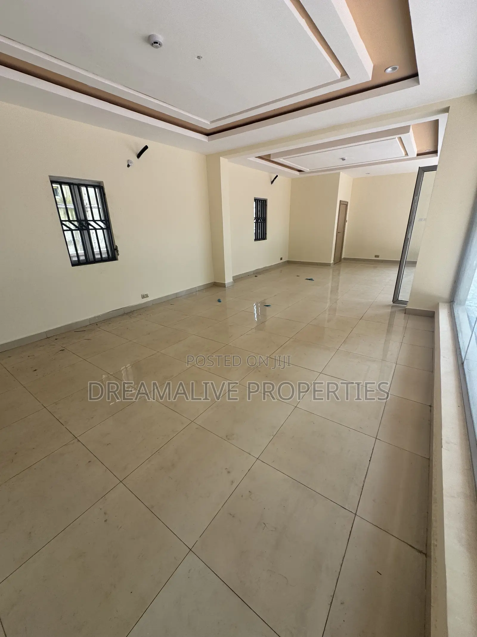Plaza Space for Rent